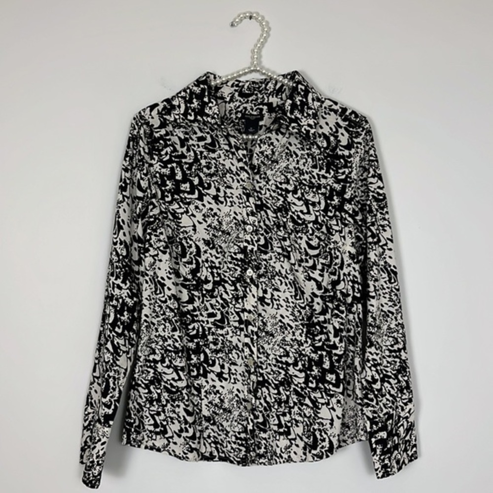 Ann Taylor Long Sleeve Button Down SIZE 10